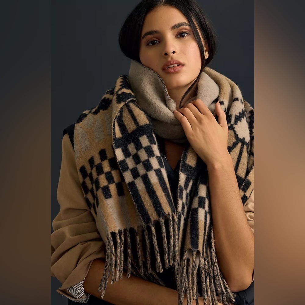 Anthropologie Pretty little Fawn Ltd Edition Plaid Wool Scarf in Black and Tan